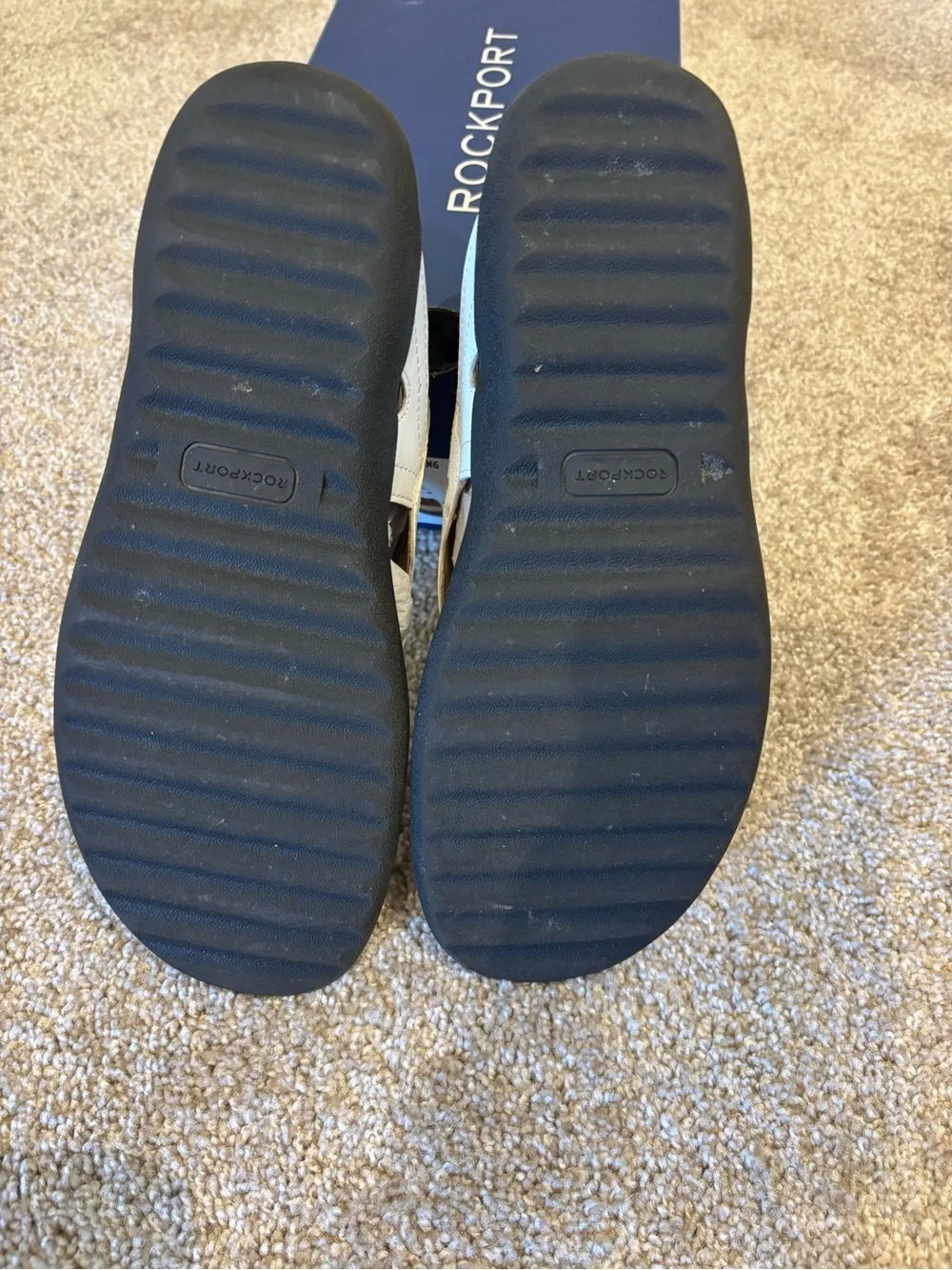 Rockport White Leather Thong Sandals